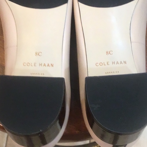 COLE HAAN SHOES - Picture 6 of 9